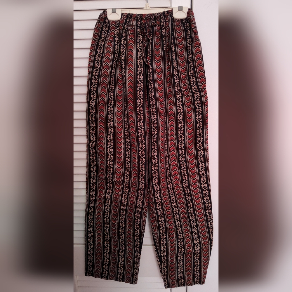 10 for $10 🔥Pelle  Red and Black Patterned Pants🔥